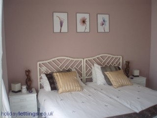 Estepona property: Townhome with 2 bedroom in Estepona 216022