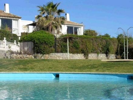 Estepona property: Villa for sale in Estepona 216042