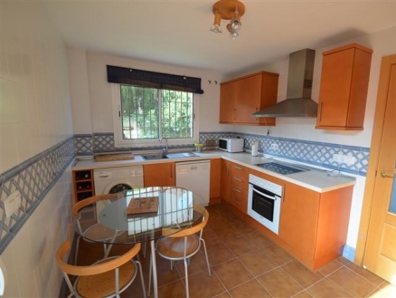 town Townhome 216043