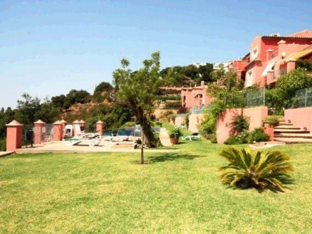 Apartment for sale in town 216045