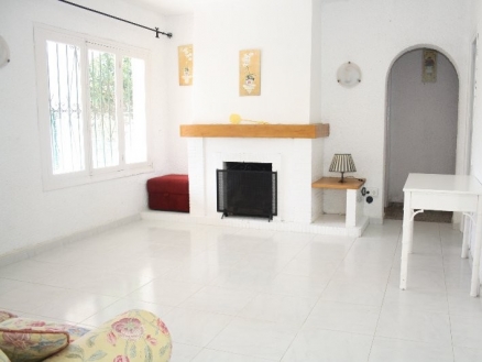 Estepona property: Villa with 3 bedroom in Estepona 216057