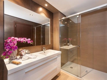 Benahavis property: Apartment with 2 bedroom in Benahavis, Spain 216060