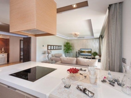 Benahavis property: Apartment in Malaga for sale 216060