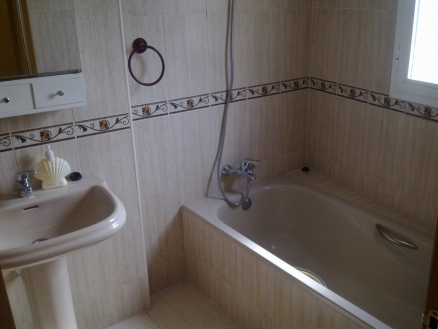Estepona property: Apartment with 3 bedroom in Estepona 216064
