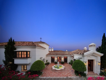 Benahavis property: Villa for sale in Benahavis, Spain 216068