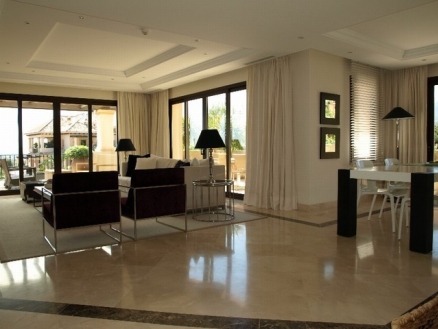 Nueva Andalucia property: Apartment for sale in Nueva Andalucia, Spain 216074