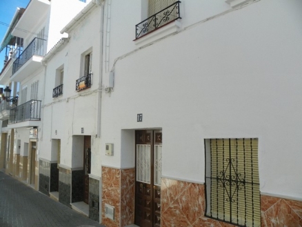 Alhaurin El Grande property: Townhome for sale in Alhaurin El Grande 216084