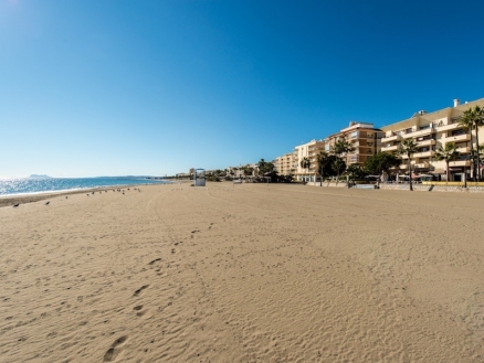 Estepona property: Apartment for sale in Estepona, Spain 216085