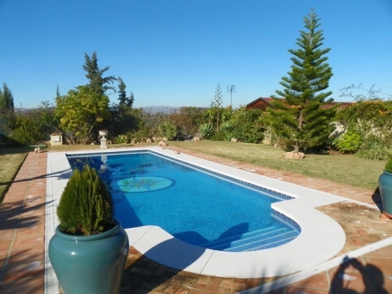 Alhaurin De La Torre property: Villa with 6 bedroom in Alhaurin De La Torre, Spain 216101