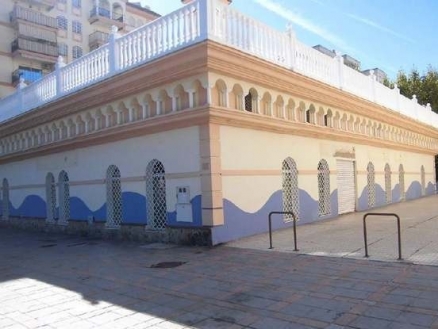Fuengirola property: Commercial with bedroom in Fuengirola, Spain 216102