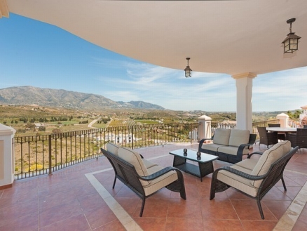 Villa for sale in town, Spain 216104