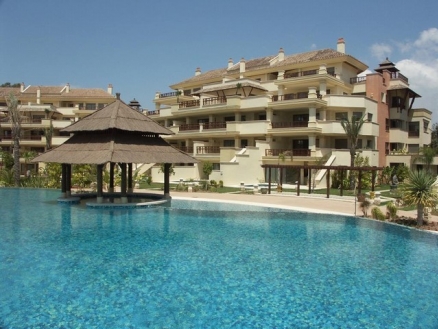 Puerto Banus property: Apartment with 3 bedroom in Puerto Banus 216125