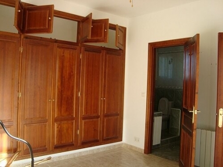 Coin property: Malaga Villa 216151