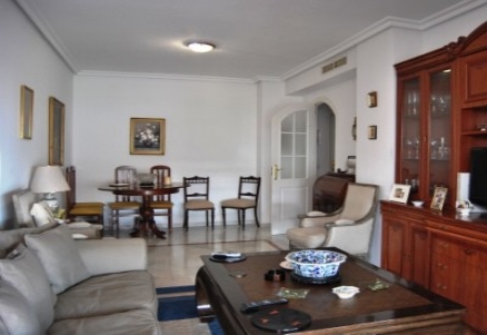 Nueva Andalucia property: Apartment for sale in Nueva Andalucia, Malaga 216197