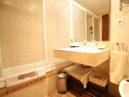 Marbella property: Marbella Apartment 216211