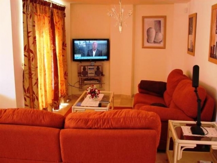 Apartment with 3 bedroom in town 216255