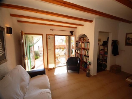 Villa with 3 bedroom in town 216265