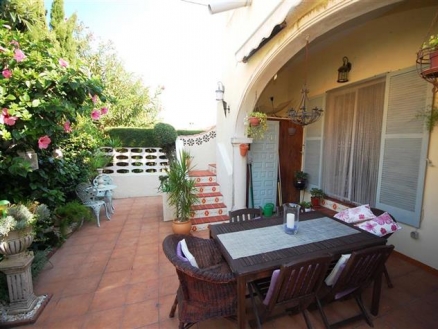 Villa for sale in town 216266