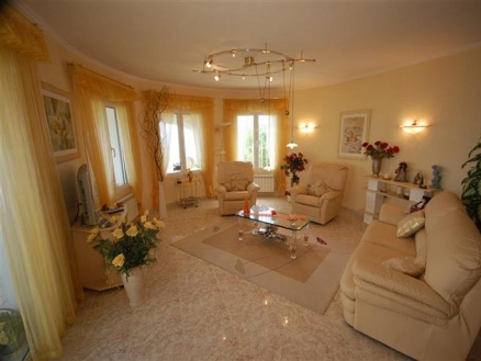 Villa for sale in town, Alicante 216275