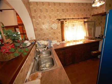 Villa for sale in town, Alicante 216285