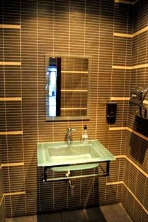  bedroom Commercial 216305