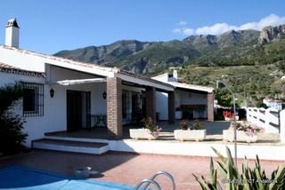 Canillas De Aceituno property: Villa for sale in Canillas De Aceituno 216356