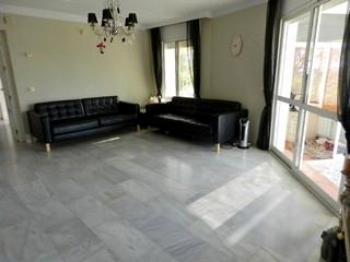 Villa for sale in town, Malaga 216396