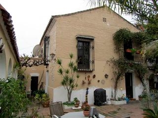 Villa for sale in town, Spain 216410