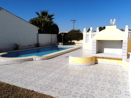 Villa for sale in town, Spain 216562