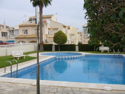 Townhome with 3 bedroom in town 216607