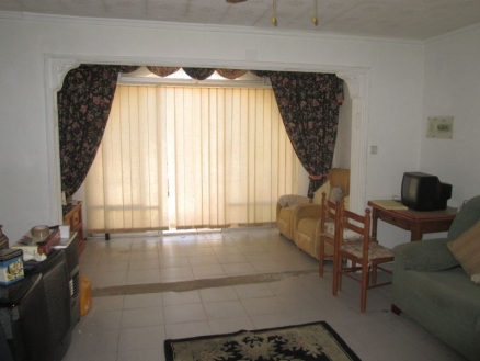 Townhome with 2 bedroom in town 216608