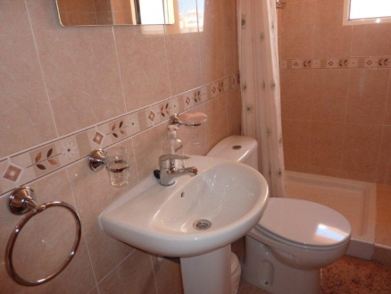  3 bedroom Apartment 216629