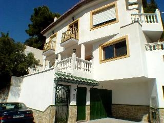 Villa for sale in town 216656