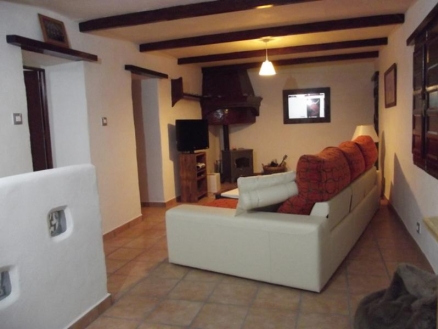 Farmhouse with 6 bedroom in town, Spain 217390