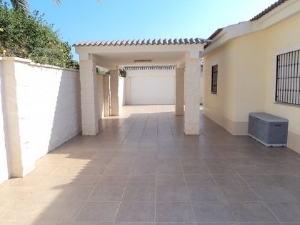 Torrevieja property: Villa with 5 bedroom in Torrevieja, Spain 217922