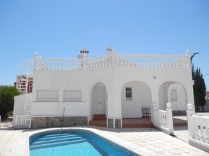 Villa for sale in town 219358