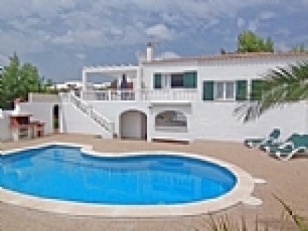 Villa for sale in town 220029