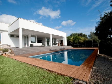 Villa for sale in town, Spain 220375