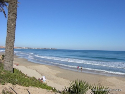 Villa for sale in town, Alicante 220378