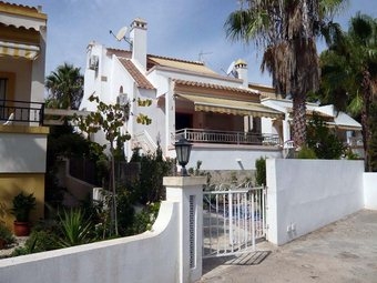 Villamartin property: Villa for sale in Villamartin, Spain 222711