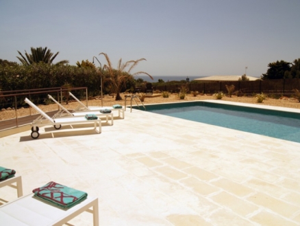 town Villa 230806