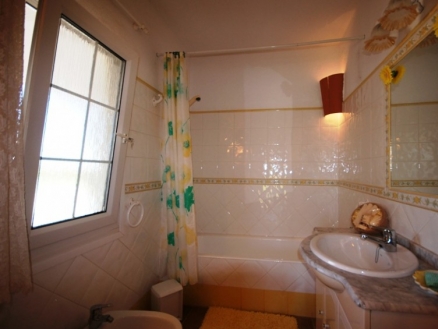  4 bedroom Villa 232137