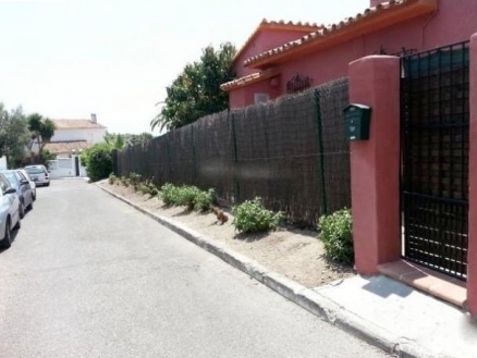 Rio Real property: Villa in Malaga to rent 234629