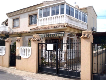 Orihuela Costa property: Semi-Detached for sale in Orihuela Costa 236218