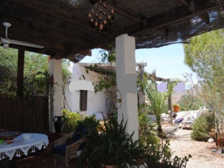 Farmhouse&nbsp;for&nbsp;sale&nbsp;in&nbsp;town,&nbsp;Spain&nbsp;237560