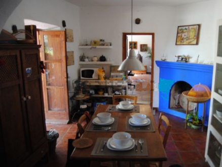 Farmhouse&nbsp;with&nbsp;5&nbsp;bedroom&nbsp;in&nbsp;town,&nbsp;Spain&nbsp;237560