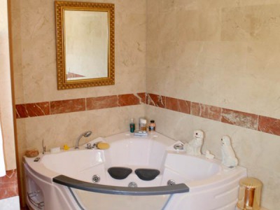 Villa for sale in town, Alicante 238535