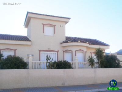 Hondon de las Nieves property: Villa for sale in Hondon de las Nieves 239791