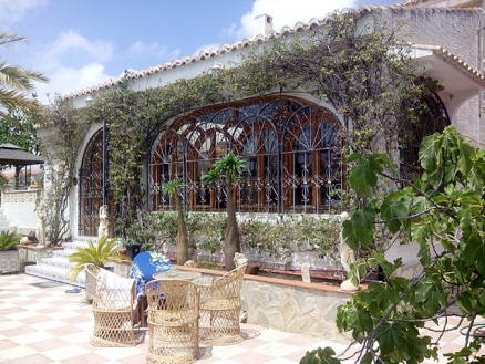 Villa with 4 bedroom in town, Spain 240002