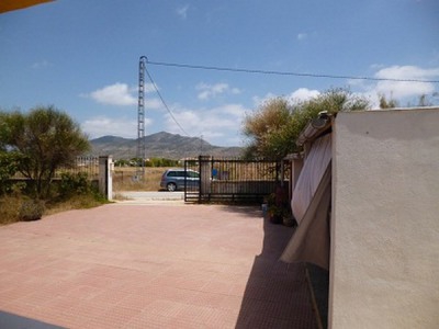 Hondon&nbsp;De&nbsp;Los&nbsp;Frailes&nbsp;property:&nbsp;Villa&nbsp;for&nbsp;sale&nbsp;in&nbsp;Hondon&nbsp;De&nbsp;Los&nbsp;Frailes,&nbsp;Alicante&nbsp;240350